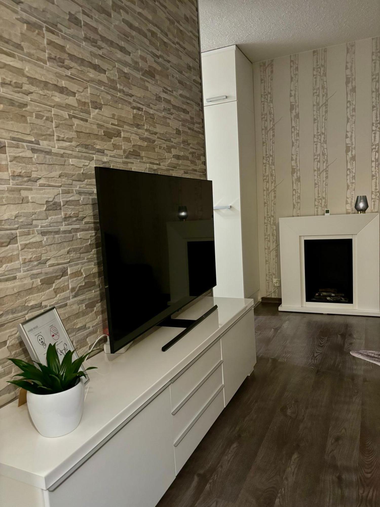 Vartiomaja - Beautiful Apartment Near Arktikum Рованиеми Экстерьер фото